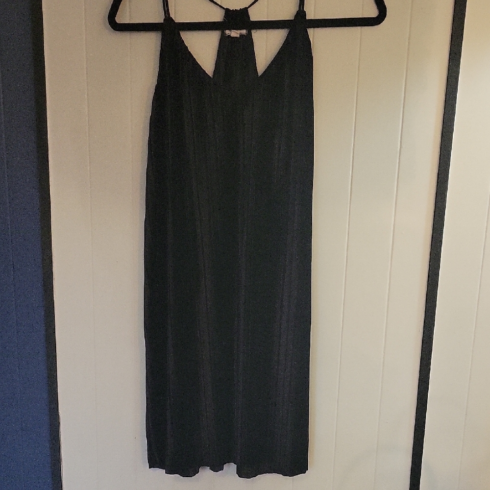 Elegant Black Sleeveless Dress